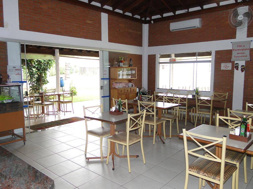 Hotel Pousada Vale Do Sol Em Pompeia Екстер'єр фото