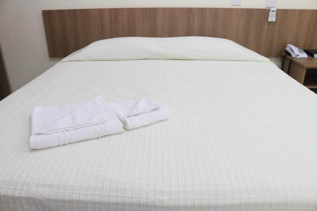 Hotel Pousada Vale Do Sol Em Pompeia Екстер'єр фото