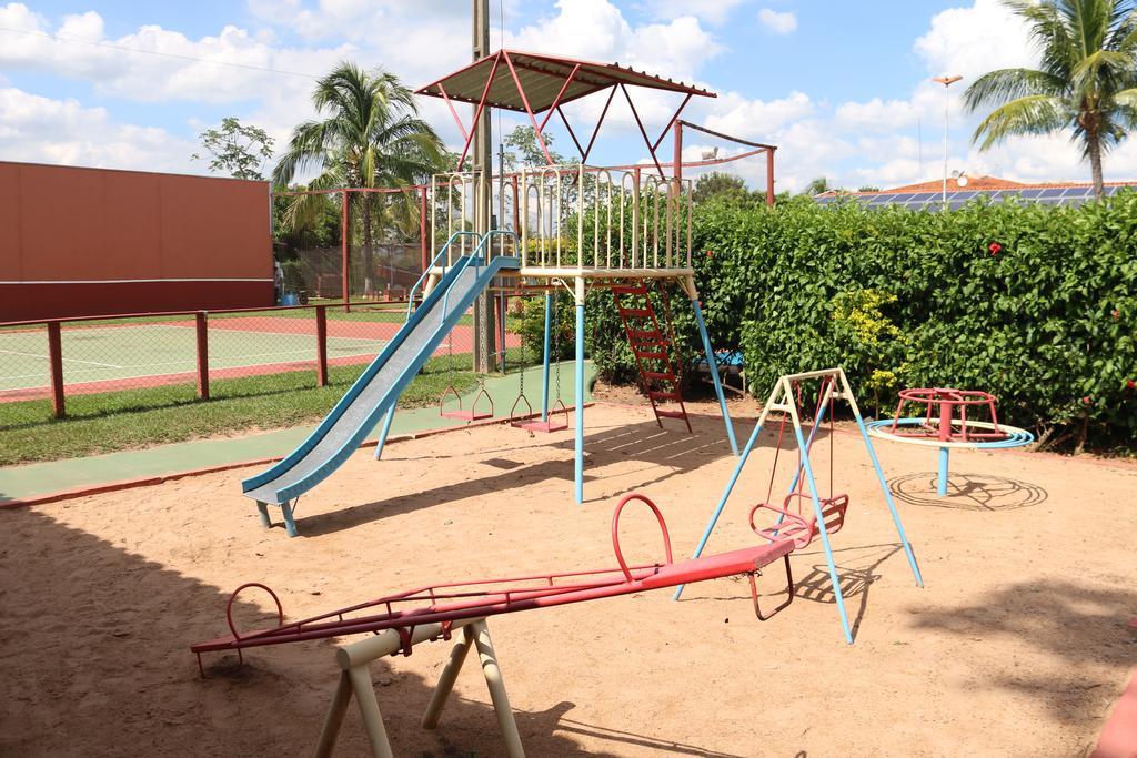 Hotel Pousada Vale Do Sol Em Pompeia Екстер'єр фото