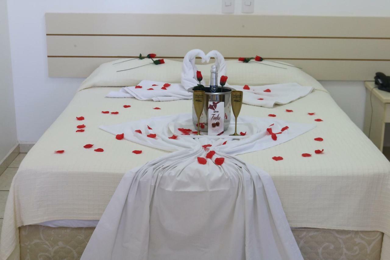 Hotel Pousada Vale Do Sol Em Pompeia Екстер'єр фото
